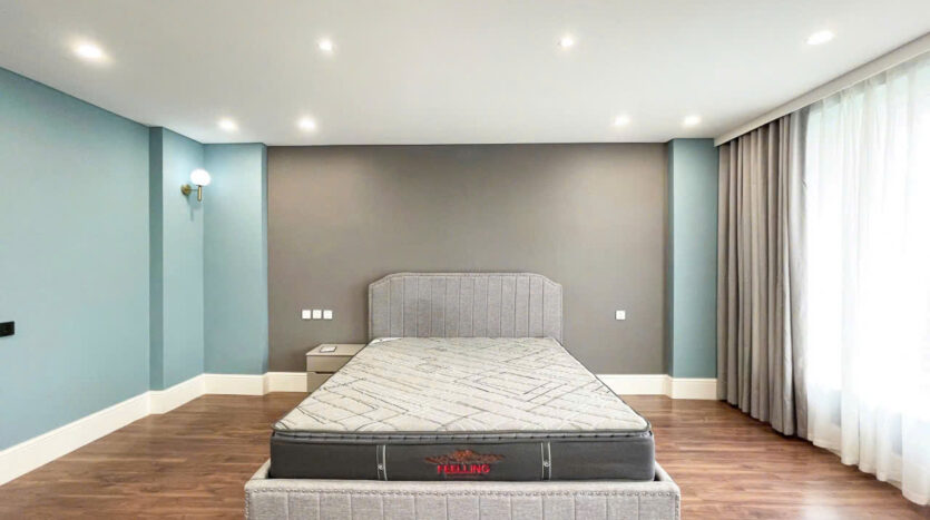 villa with basement for rent in ciputra (32)