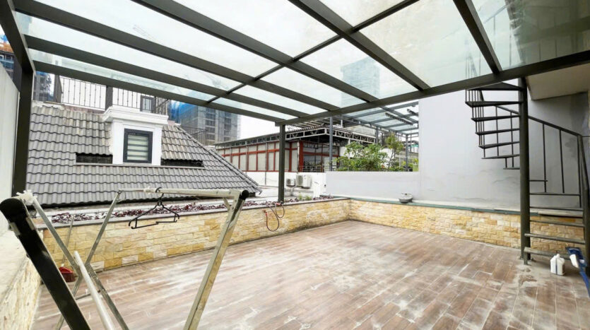 villa with basement for rent in ciputra (4)