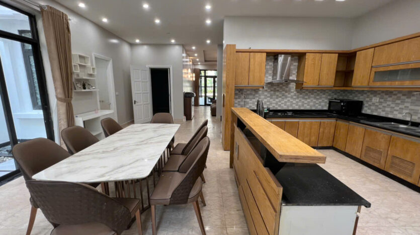 Villa in T7 Block with garage for rent (5)