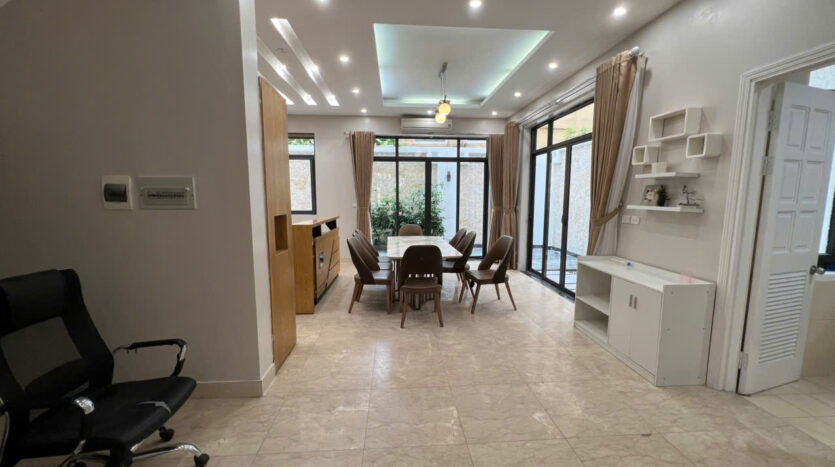 Villa in T7 Block with garage for rent (8)