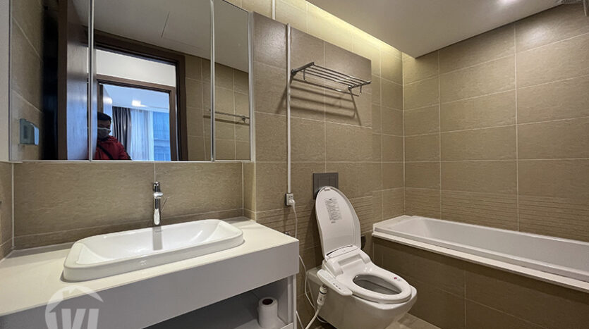 cheap 1 bedroom apartment in vinhomes metropolis (10)