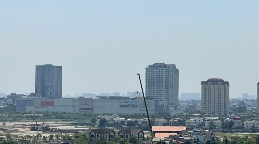golf view 267m2 apartment for rent in L1 Ciputra (5)