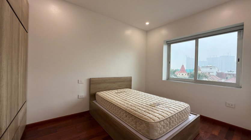 3 bedroom plus apartment for rent in e4 ciputra (15)