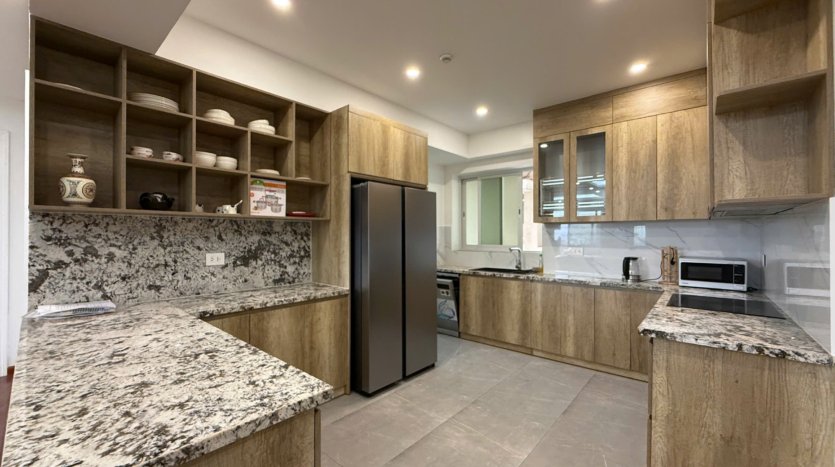 3 bedroom plus apartment for rent in e4 ciputra (4)