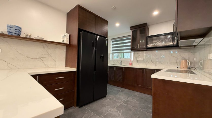 cheap but nice 3BR + apartment for rent in e5 ciputra (1)