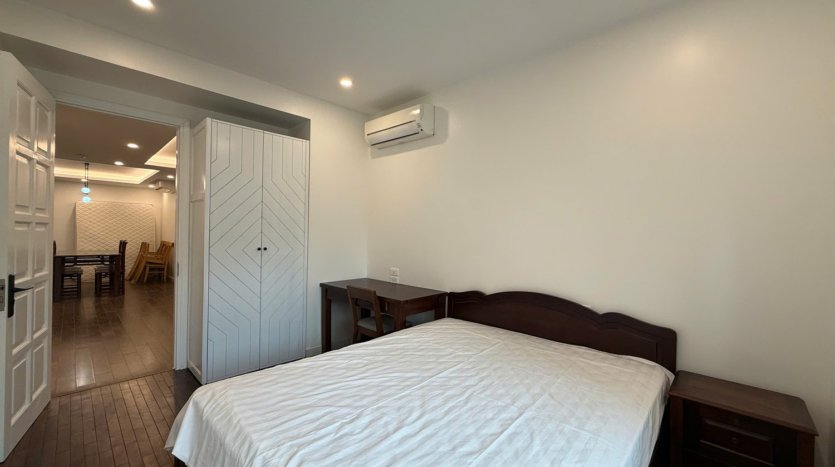 cheap but nice 3BR + apartment for rent in e5 ciputra (2)