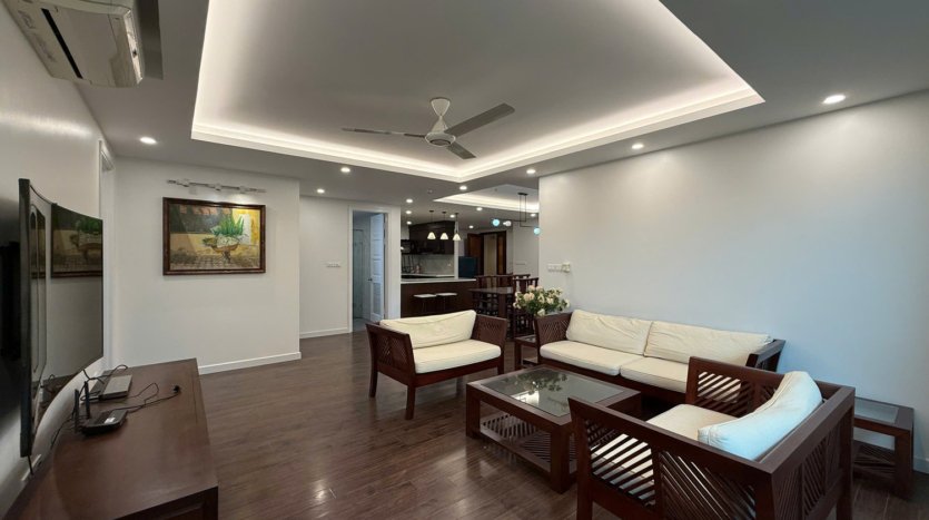 cheap but nice 3BR + apartment for rent in e5 ciputra (7)