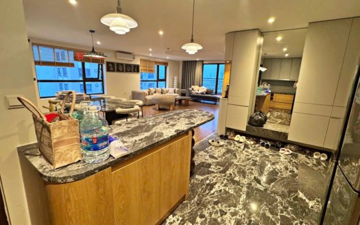 Huge 3BR Apartment For Rent in UDIC Westlake