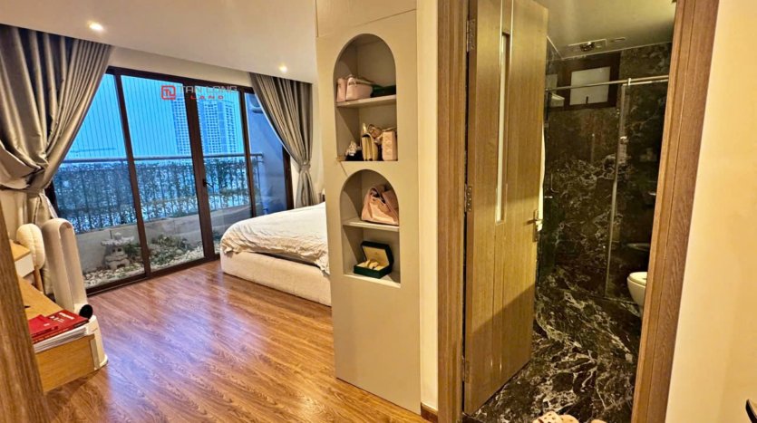 cheap but huge 3 bedroom apartment for rent in udic westlake (3)