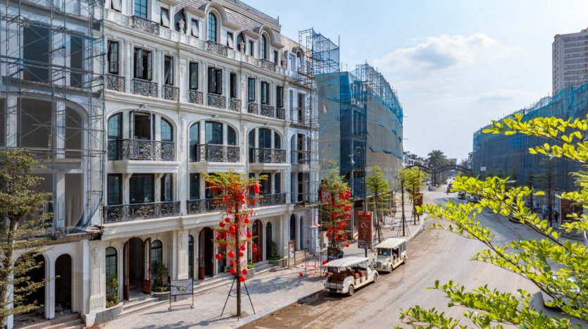 noble palace landed house for sale for foreigners in hanoi (17)