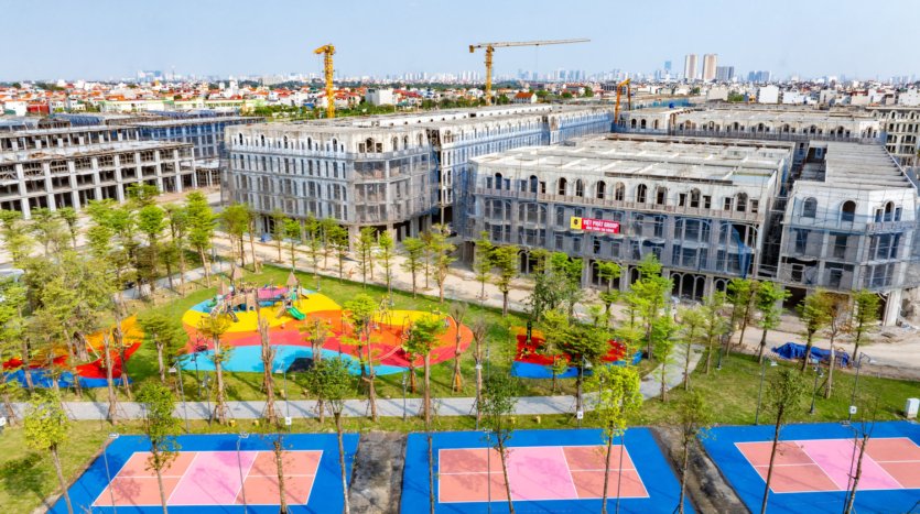 noble palace landed house for sale for foreigners in hanoi (2)