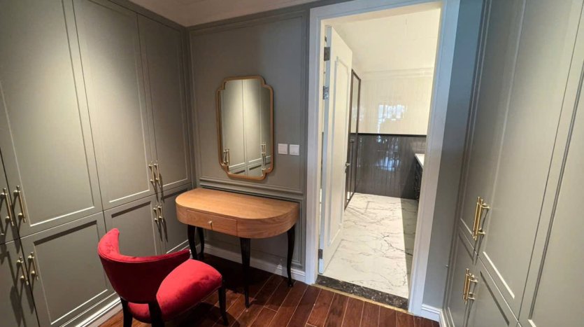 well priced big apartment for rent in Soleil Xuan Dieu Westlake (8)