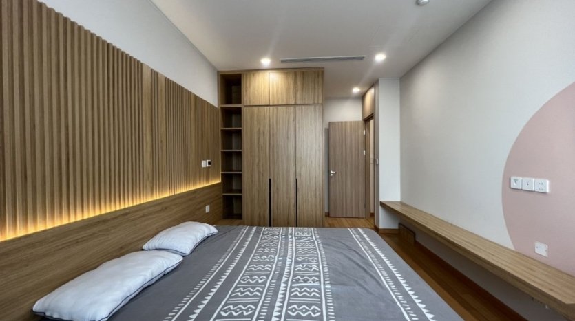 cozy 2 bedroom apartment for rent in the zei my dinh (10)