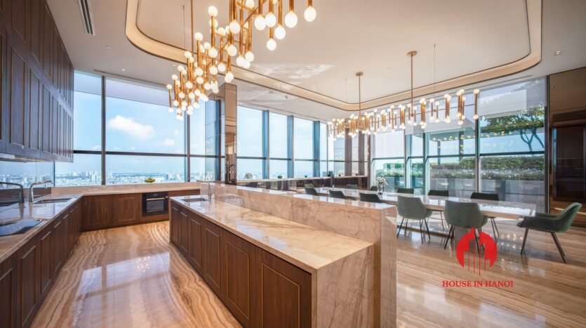 high end 3 bedroom apartment for sale in downtown saigon (11)