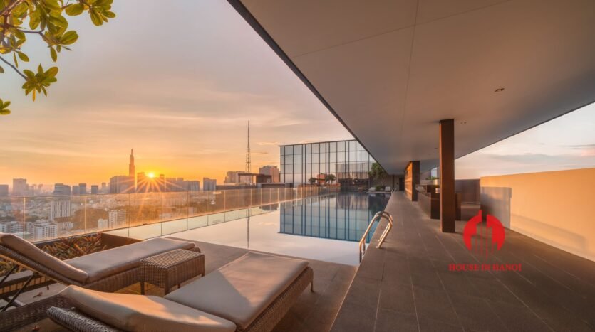 high end 3 bedroom apartment for sale in downtown saigon (13)