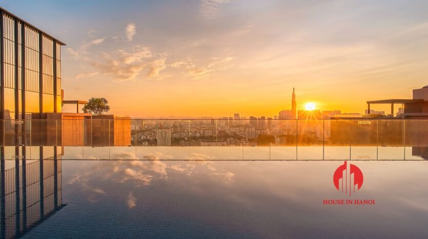 high end 3 bedroom apartment for sale in downtown saigon (14)