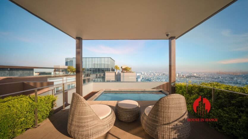 high end 3 bedroom apartment for sale in downtown saigon (17)