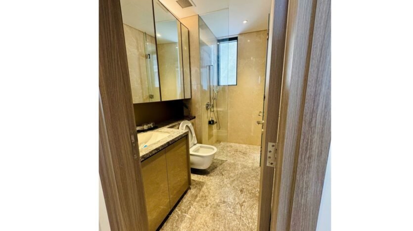 high end 3 bedroom apartment for sale in the marq saigon (7)