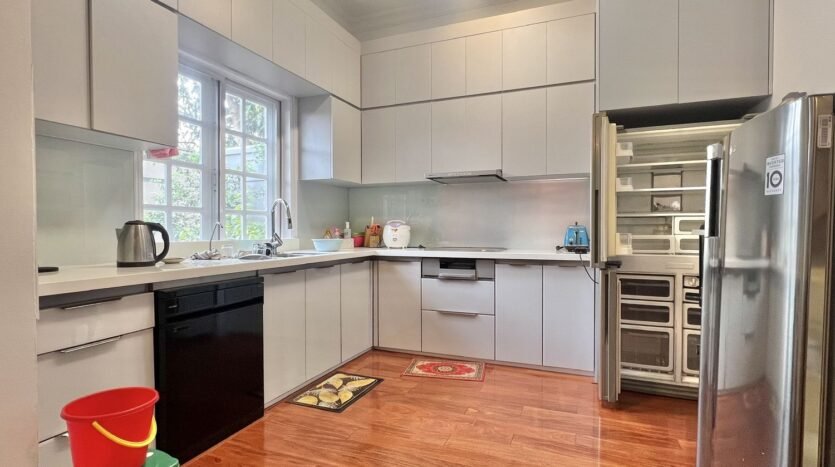 villa for rent in ciputra near international schools (13)