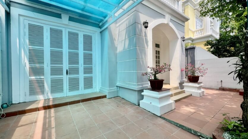 villa for rent in ciputra near international schools (17)