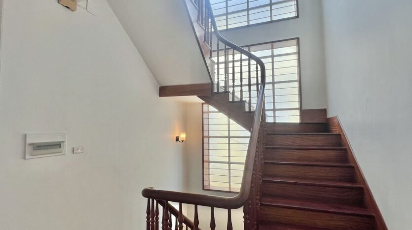 villa for rent in ciputra near international schools (29)