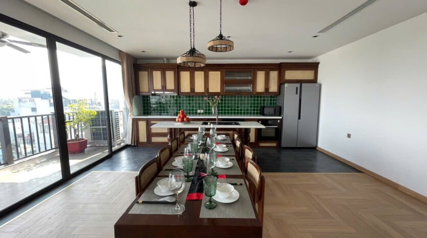 big lake view apartment for rent in truc bach (22)