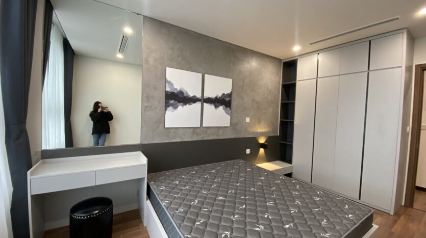 cozy & modern 3 bedroom apartment for rent in Mipec Rubik 360 Hanoi (16)