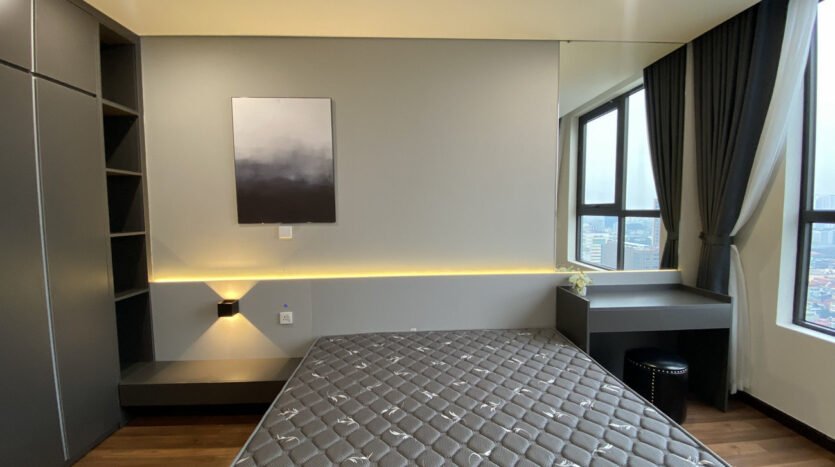 cozy & modern 3 bedroom apartment for rent in Mipec Rubik 360 Hanoi (18)