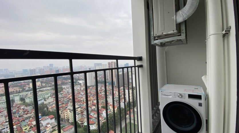 cozy & modern 3 bedroom apartment for rent in Mipec Rubik 360 Hanoi (22)