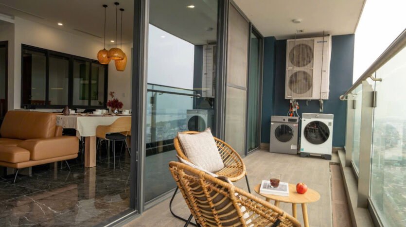 gorgeous river view apartment for sale in sunshine golden river ciputra hanoi (5)