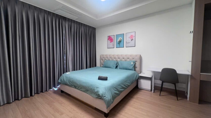 2 bedroom apartment with city view for rent in starlake (3)