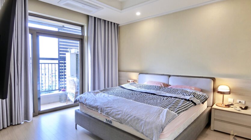 modern 3 bedroom apartment with city view in starlake hanoi (13)