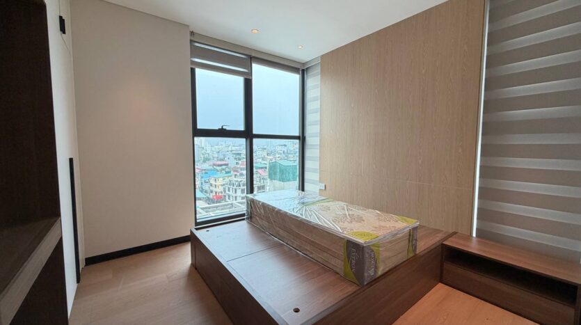 3 bedroom apartment for rent in the nelson hanoi (18)