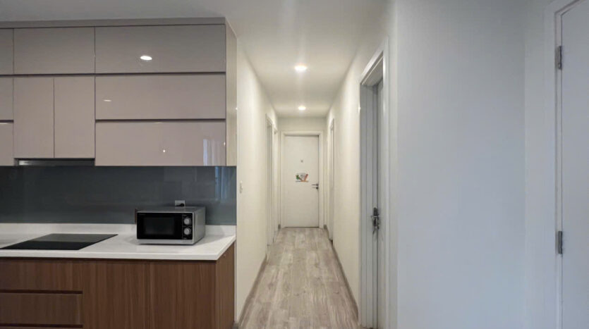 city view 4 bedroom apartment for rent in kosmo tay ho (2)