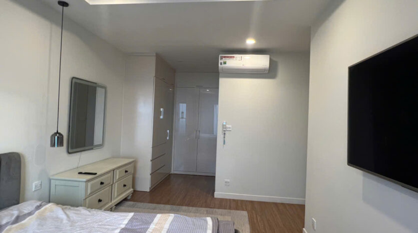city view 4 bedroom apartment for rent in kosmo tay ho (7)