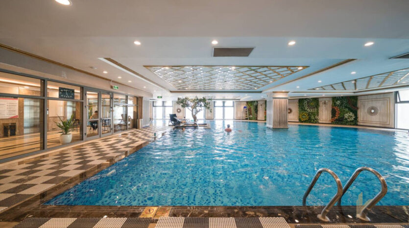 lake view 3 bedroom apartment for sale in le roi soleil quang an (18)