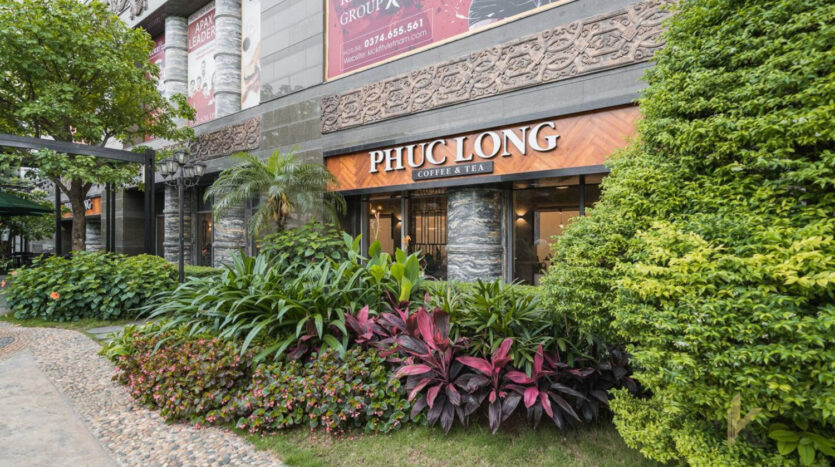 lake view 3 bedroom apartment for sale in le roi soleil quang an (2)