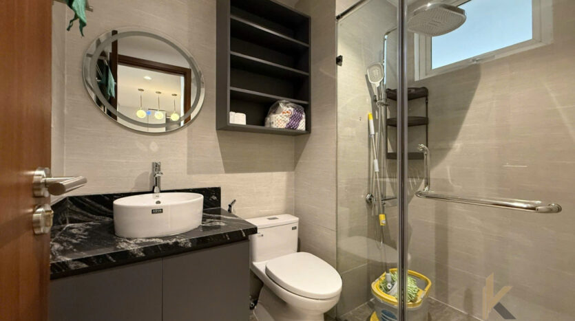 modern apartment after renovation for rent in e1 ciputra (8)