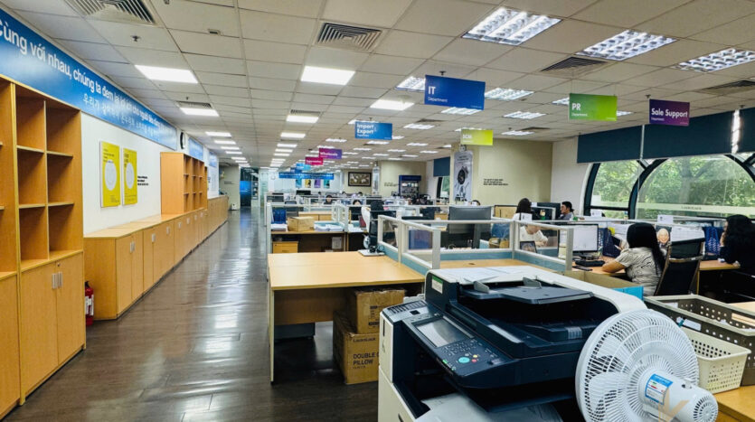 offices for sale in royal city hanoi, vietnam (15)