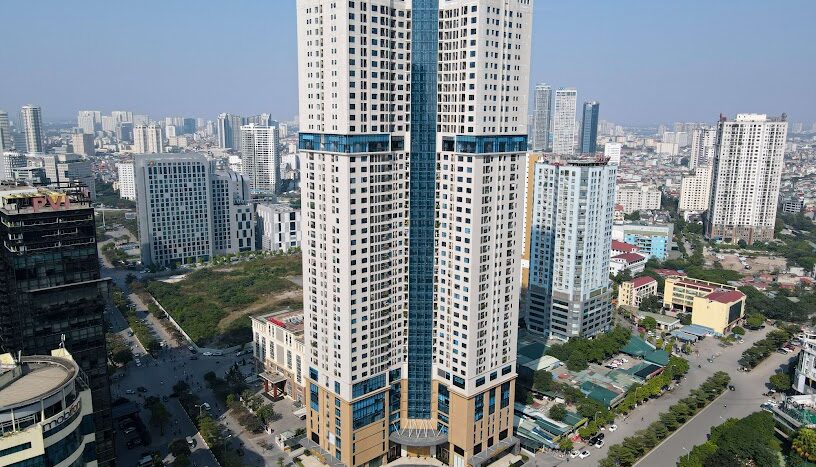 2 bedroom apartment for sale in golden park cau giay (1)