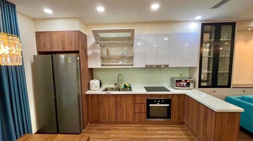 2 bedroom apartment for sale in golden park cau giay (13)