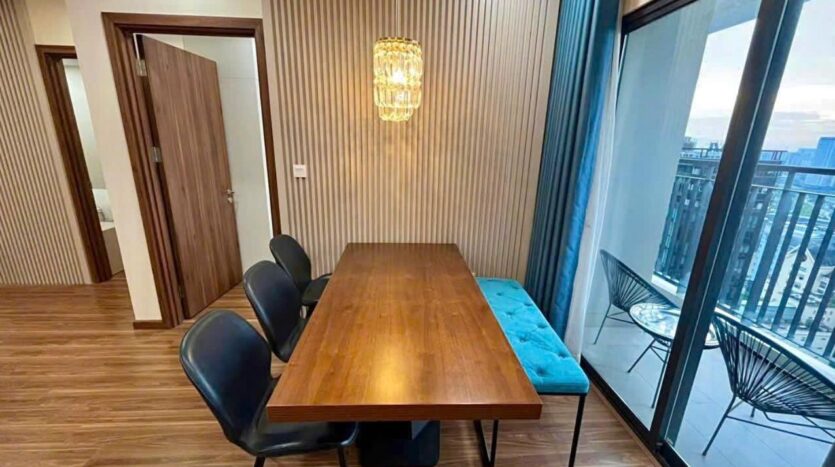 2 bedroom apartment for sale in golden park cau giay (15)