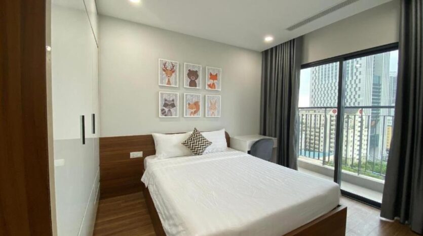 2 bedroom apartment for sale in golden park cau giay (7)