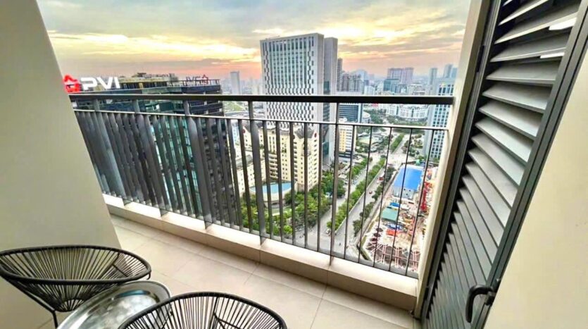 2 bedroom apartment for sale in golden park cau giay (8)