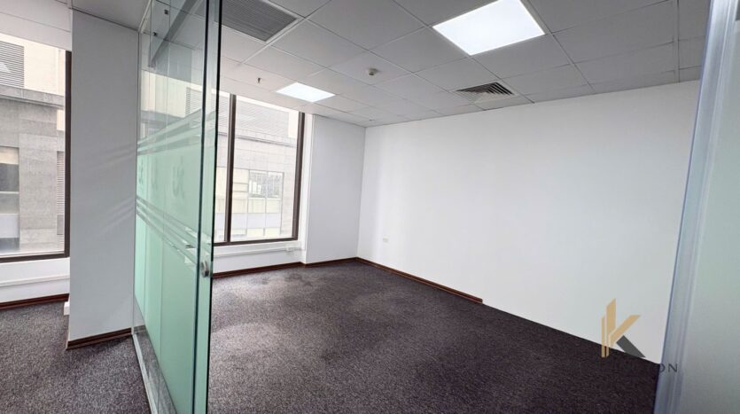 Small Office For Rent Near Shilla Hotel & IFC Building (5)