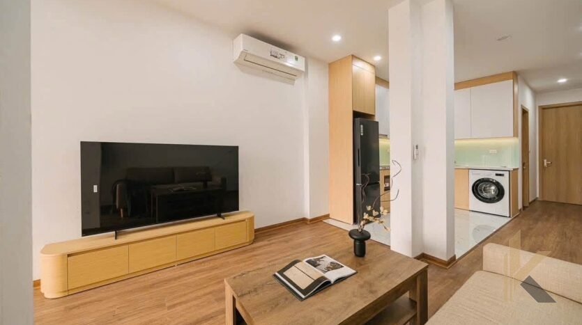 lake view 3 bedroom apartment for rent in long bien (14)