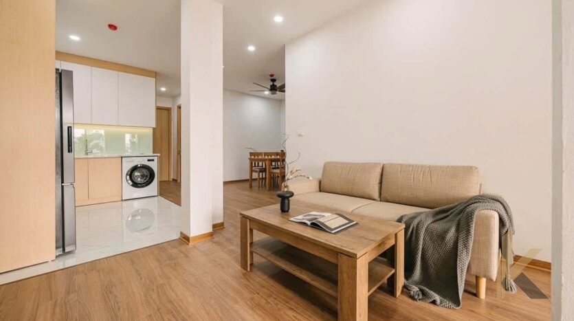 lake view 3 bedroom apartment for rent in long bien (3)