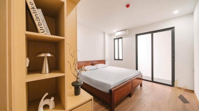 lake view 3 bedroom apartment for rent in long bien (6)