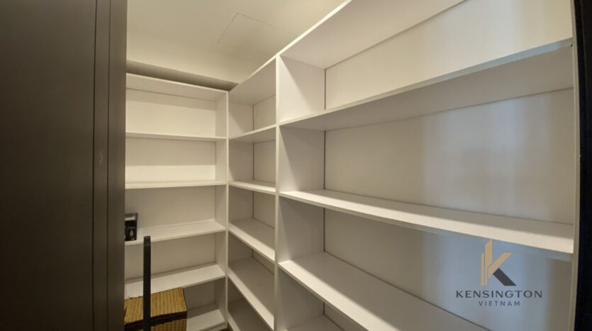 lake view duplex for rent near Sun Ascott Westlake (11)