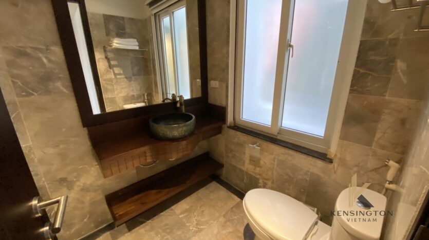 lake view duplex for rent near Sun Ascott Westlake (13)